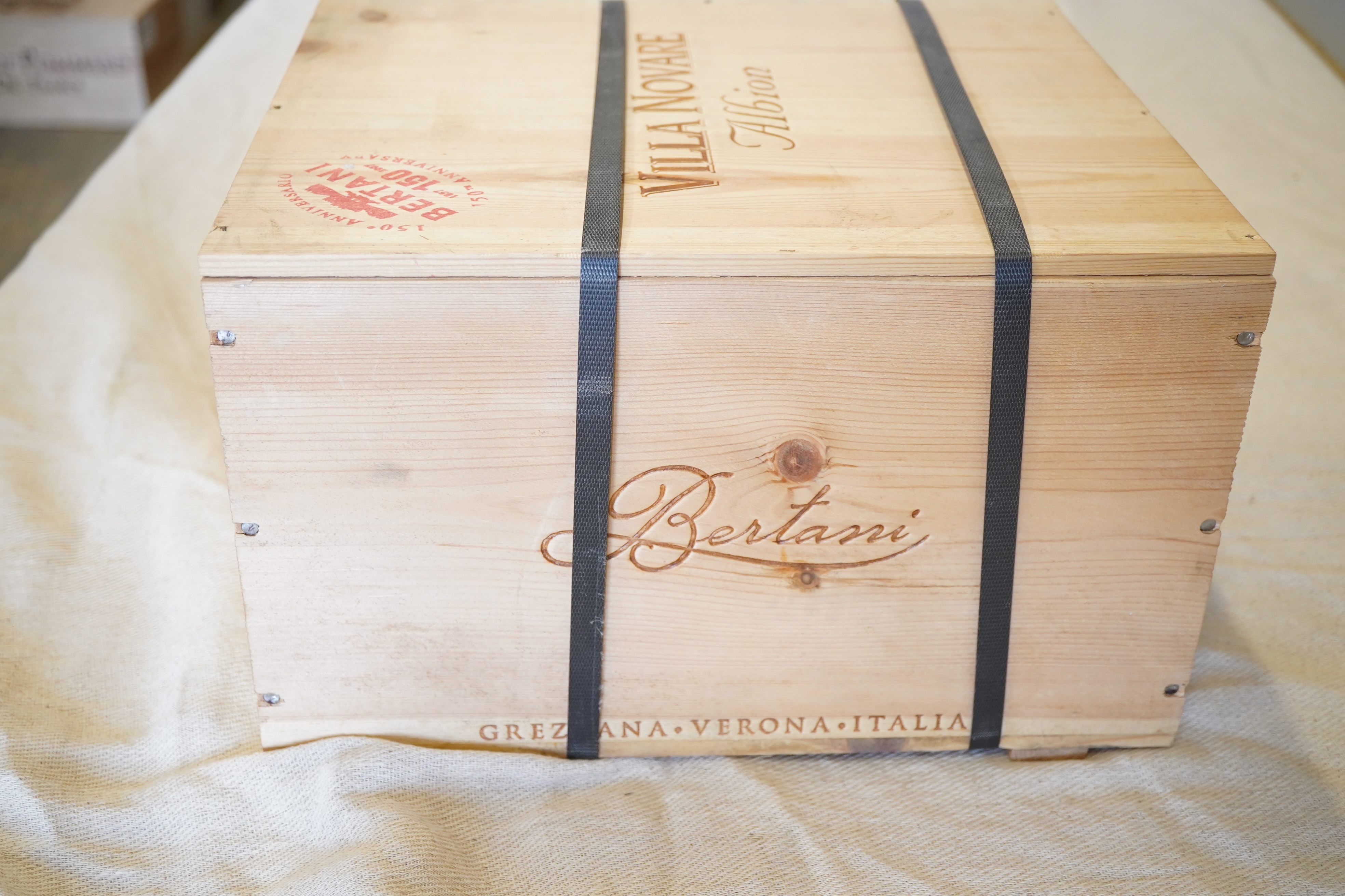Bertani, Villa Novare Albion, 2003